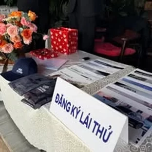 Hình ảnh hoạt động tư vấn xe tại Lâm Đồng